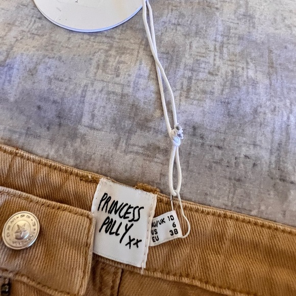 BNWT beige mini skirt from Princess Polly (size small/medium) - Picture 2 of 3